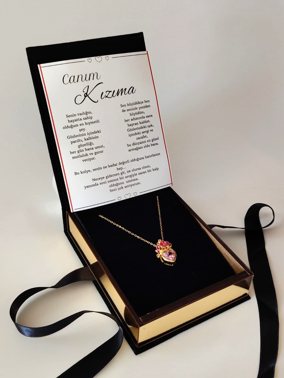 “Canım Kızıma” Pembe Kraliçe Kolye